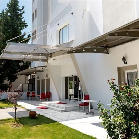 Hotel Nuova Hotel 3*
