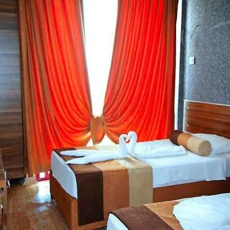 Nuova Hotel 3* Guzelcamlı