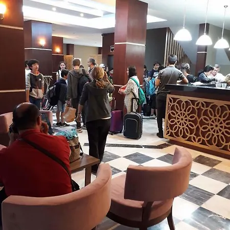 Nuova Hotel 酒店 古泽尔坎里