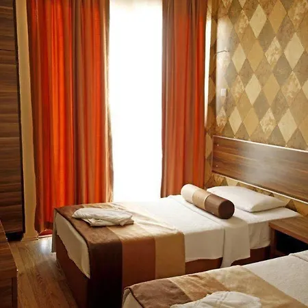 Nuova Hotel 酒店