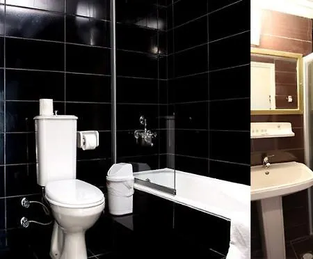 Nuova Hotel 3* 古泽尔坎里