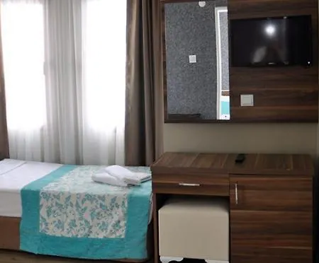 Nuova Hotel 3* 古泽尔坎里